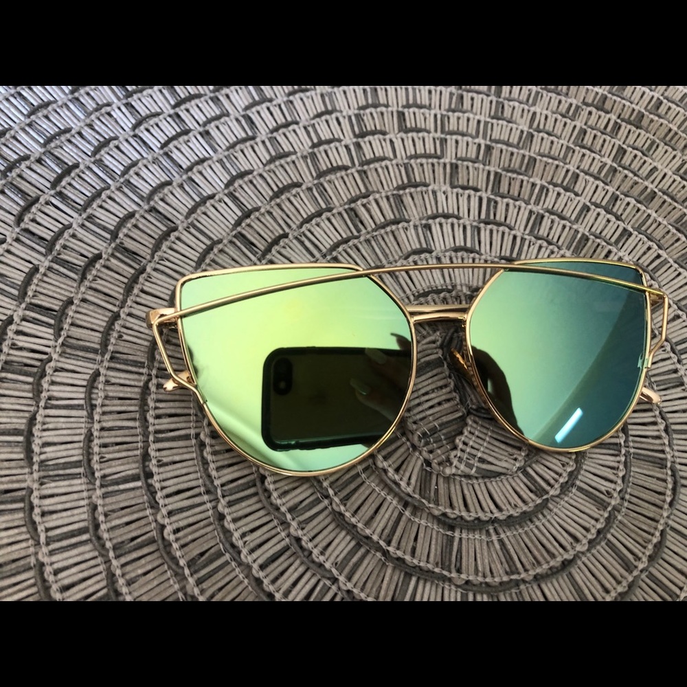 Sandflair reflective sunglasses